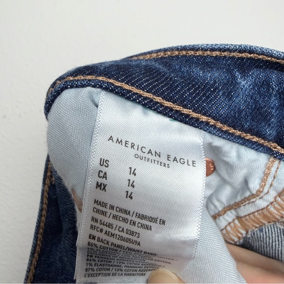 American Eagle Outfitters Perfect Bermuda Jean Shorts Womens 14 - Picture 9 of 10